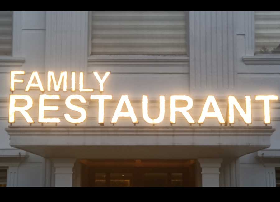 Family Restaurant 